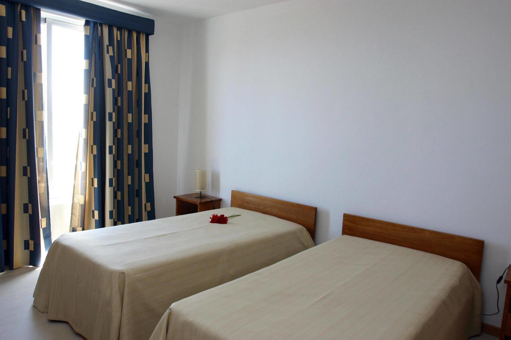 קפלס Acorsonho Apartamentos Turisticos מראה חיצוני תמונה
